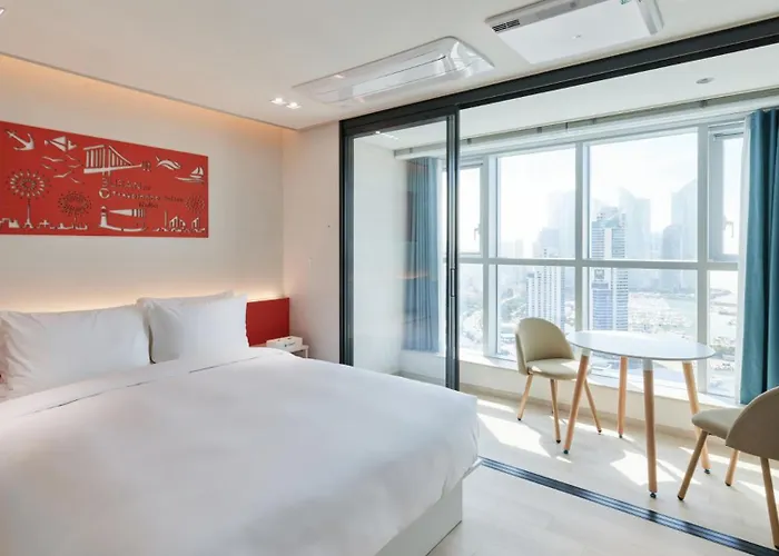 Travelodge Centum 酒店 4*