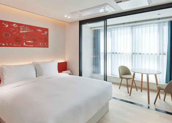 Travelodge Centum 酒店